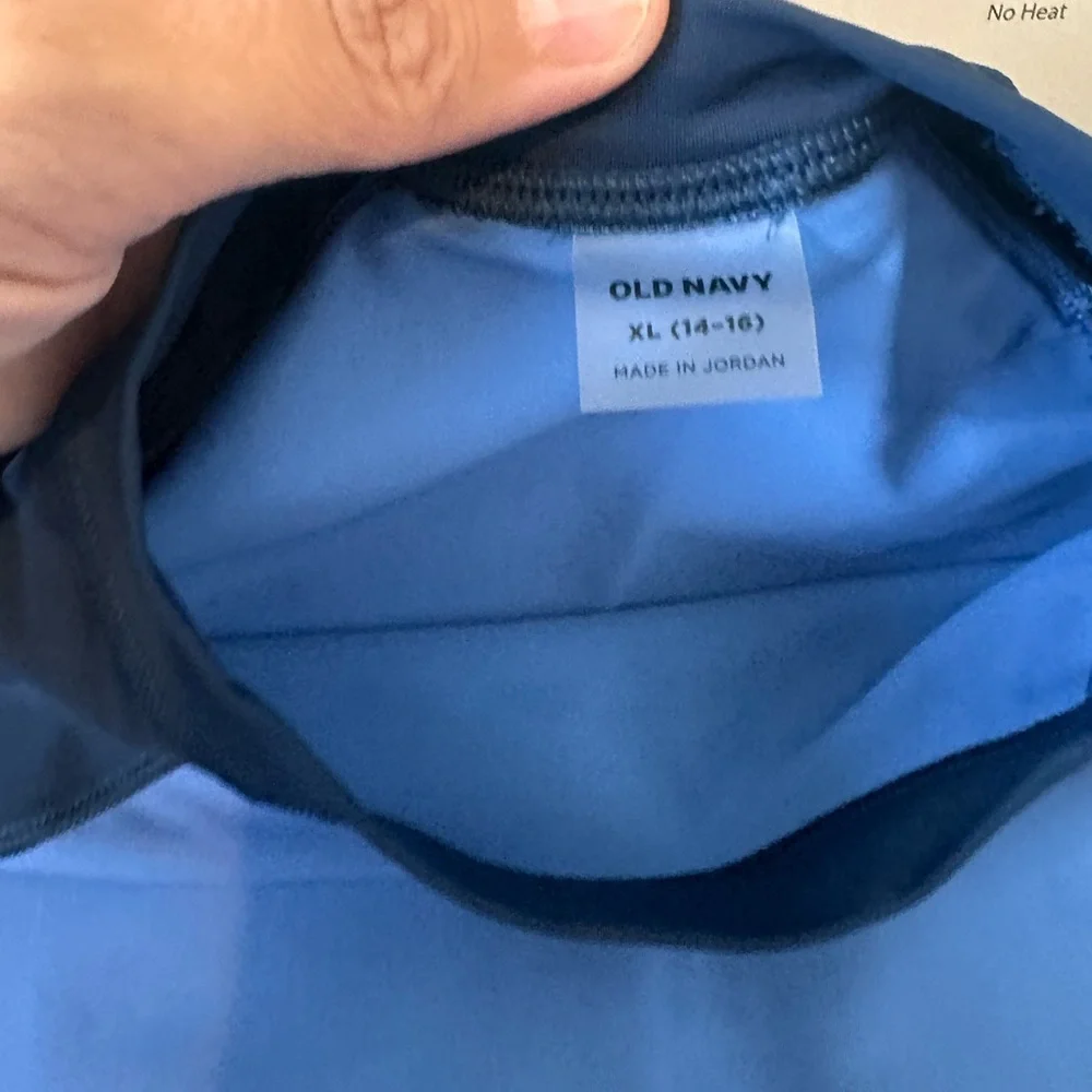 Gap Kids Boys Swim Trunks and Rashguard, size 14-16